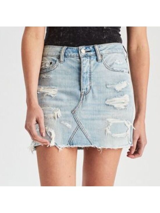American Eagle Outfitters Dresses & Skirts - American Eagle Outfitters AE Vintage Hi-Rise Denim Skirt Distressed Size 6